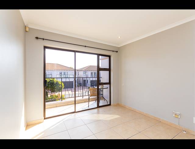 3 BEDROOM SEMI DETACHED TO LET IN BIG BAY